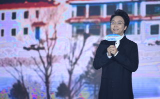 李玉刚简介，李玉刚简介及个人资料