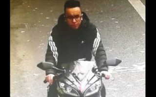 印度小哥恶搞摩托车视频，印度小哥恶搞摩托车视频大全